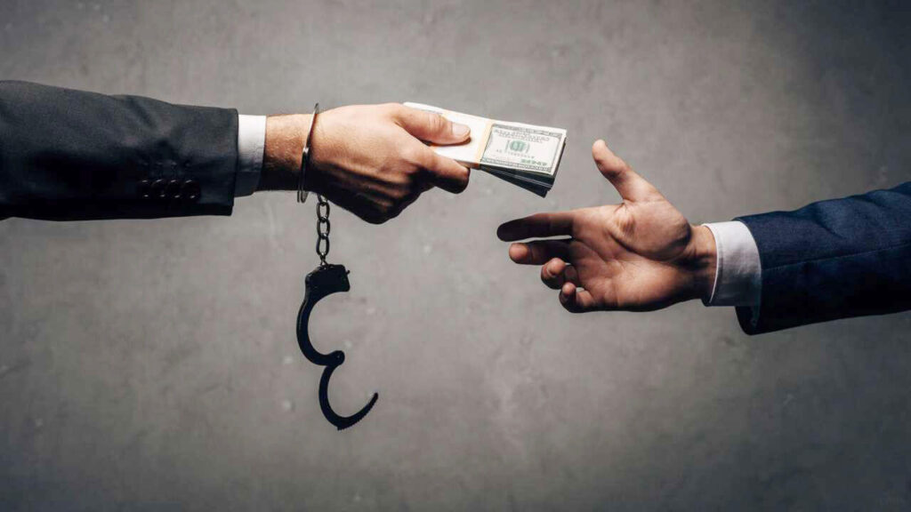 Каждый десятый глава ТЦК под подозрением: на Украине вскрыли многомиллионные схемы