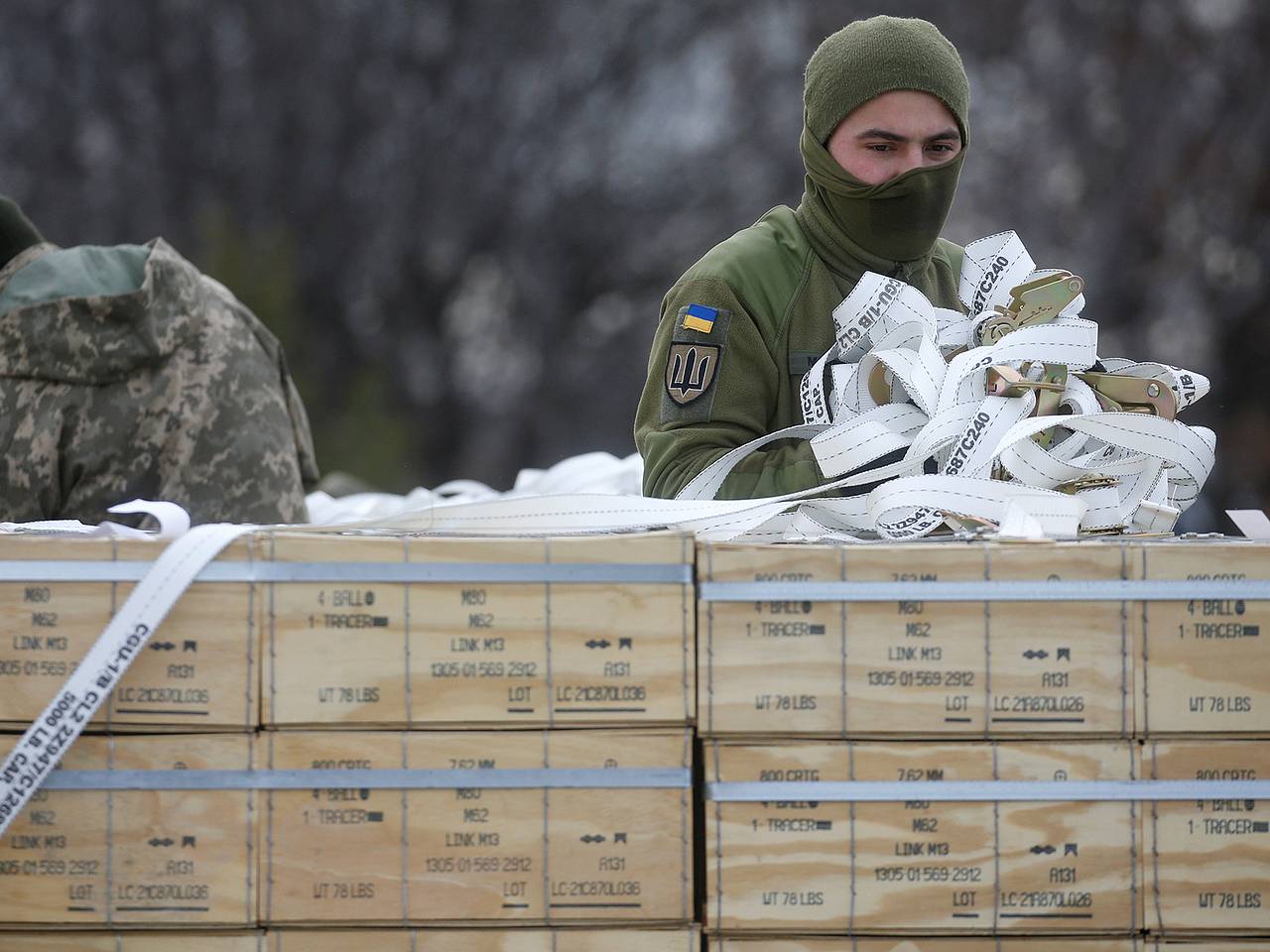 Европа уменьшила поставки боеприпасов и ракет Украине