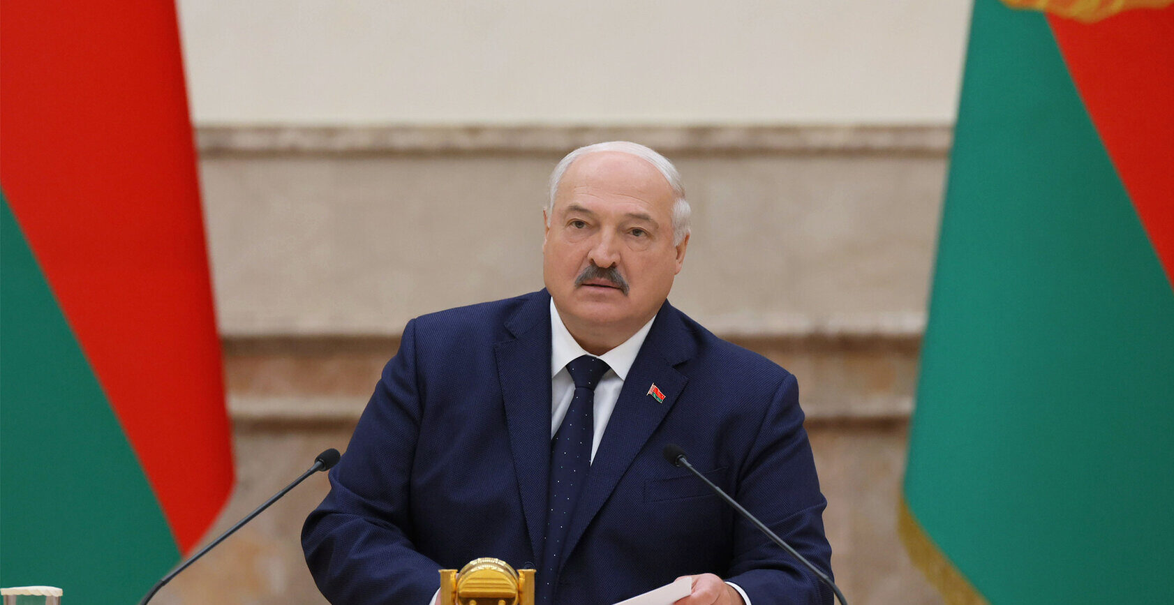 Лукашенко сообщил о скором визите в Минск посланника Макрона