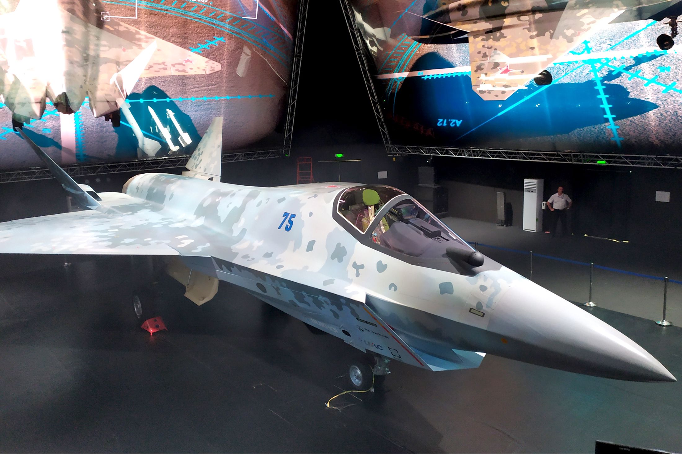 Москва и Минск продолжают работу по созданию истребителя Су-75