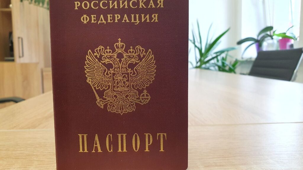 Китай продлил безвиз для россиян до конца 2027 года