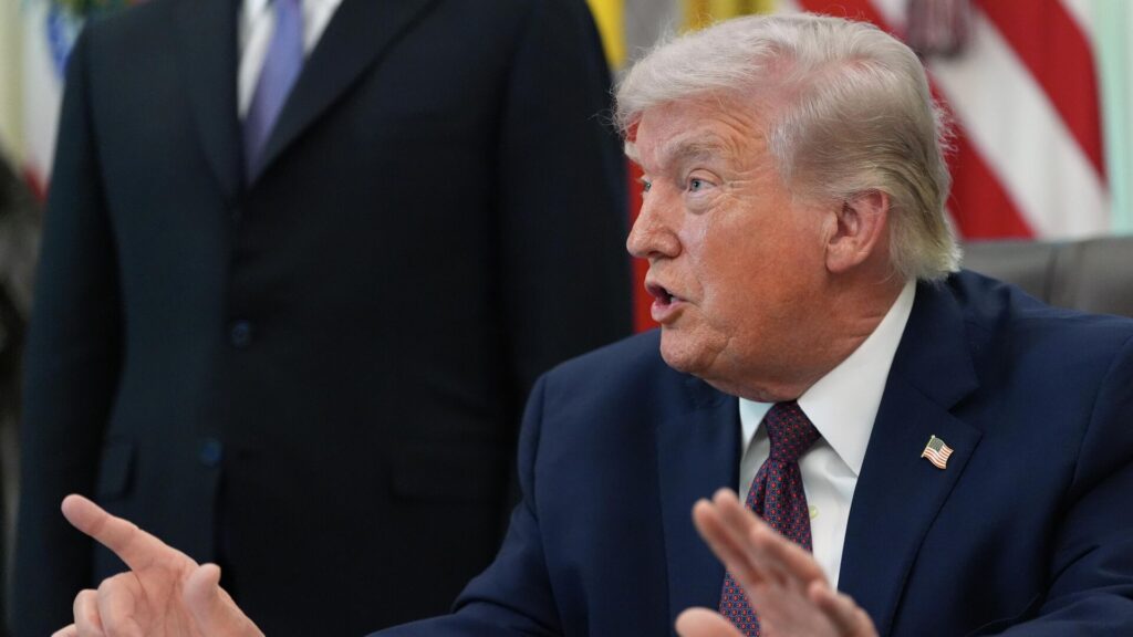 Трамп обвинил Иран в срыве встречи в Швейцарии и пригрозил оставить без денег