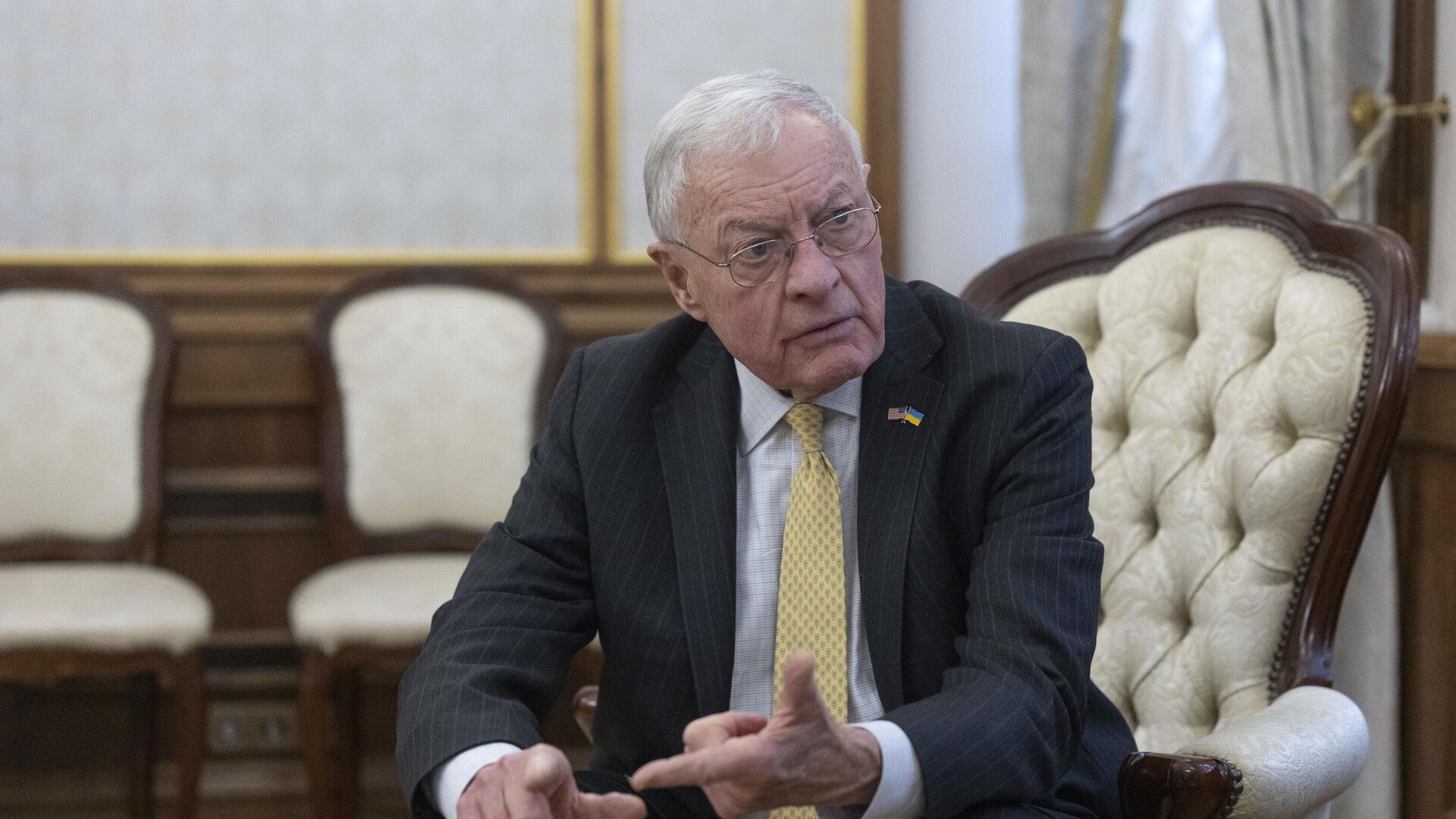 «Да, женщин следует мобилизовать»: Келлог поддержал призыв украинок в ВСУ
