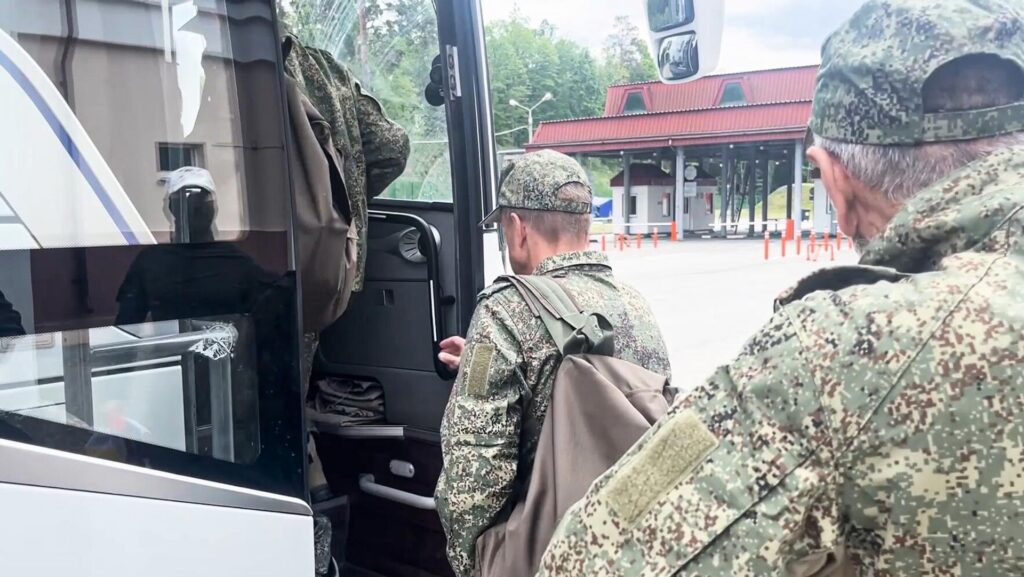 Российские военные, переданные Беларуси из Украины, скоро отправятся домой