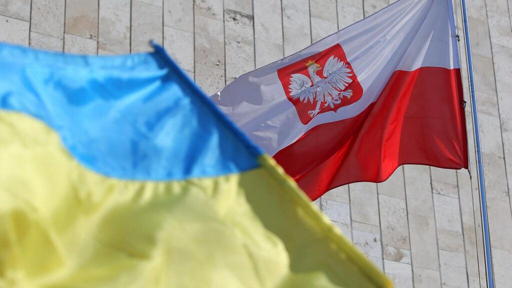 Польский вице-премьер объяснил ухудшение отношения к украинцам