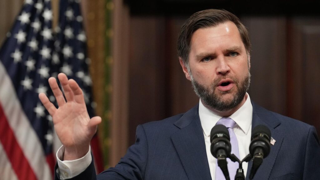 Вэнс анонсировал новый этап противостояния США с Ираном