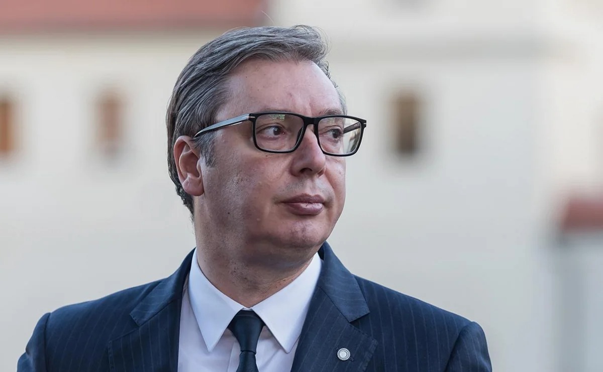 Президент Сербии распустил парламент и назначил досрочные выборы на 25 октября