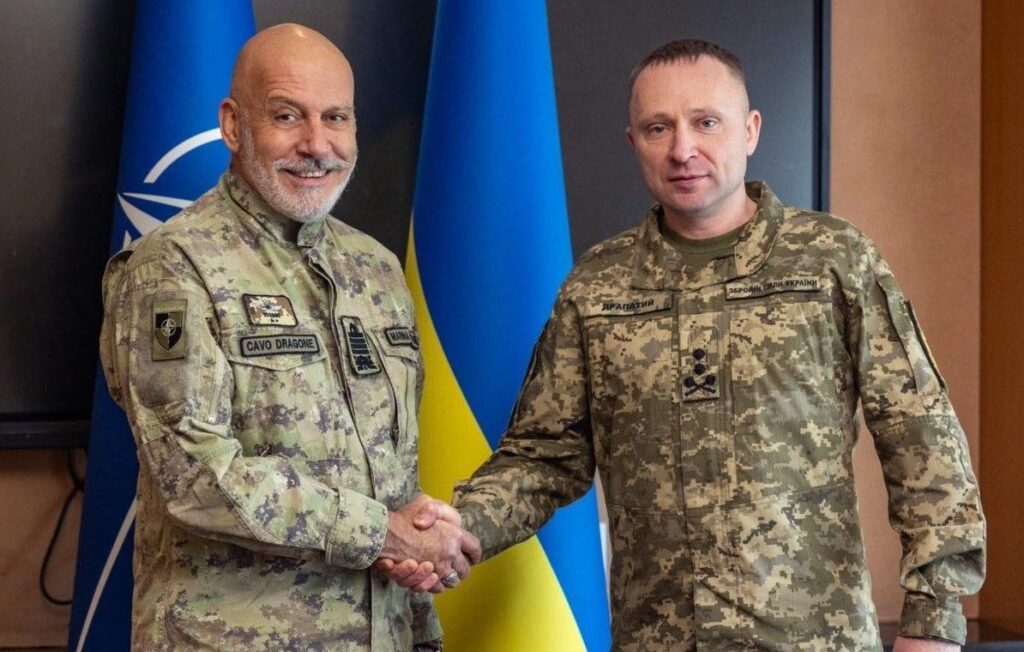 Военный комитет НАТО тайно посетил Украину